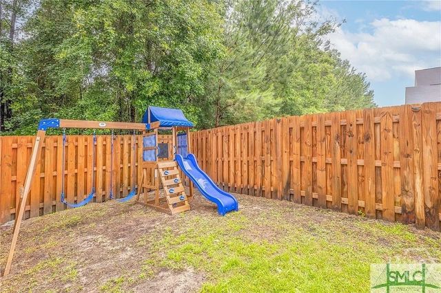 146 Chapel Lake S, Savannah, GA 31419