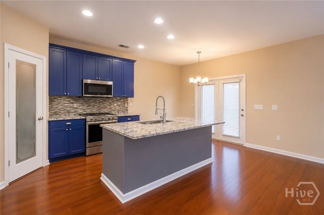 146 Chapel Lake S, Savannah, GA 31419