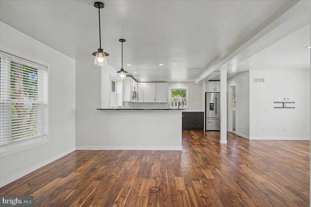 202 BLUE ROCK RD, Wilmington, DE 19809