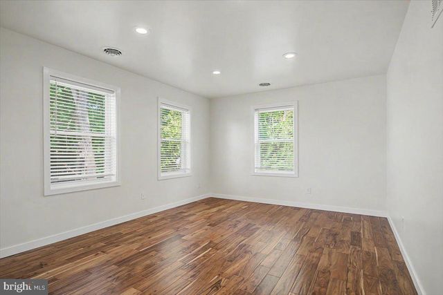 202 BLUE ROCK RD, Wilmington, DE 19809
