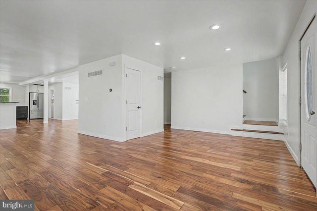 202 BLUE ROCK RD, Wilmington, DE 19809