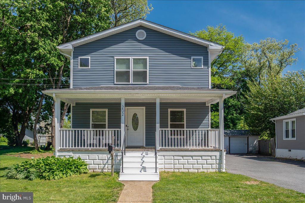 202 BLUE ROCK RD, Wilmington, DE 19809