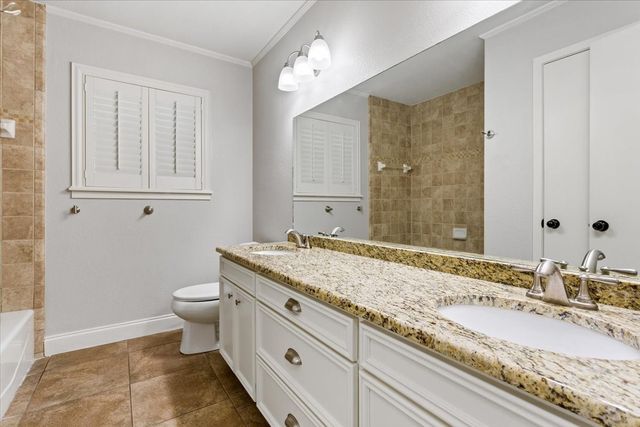 10014 Burgundy Drive, Woodway, TX 76712