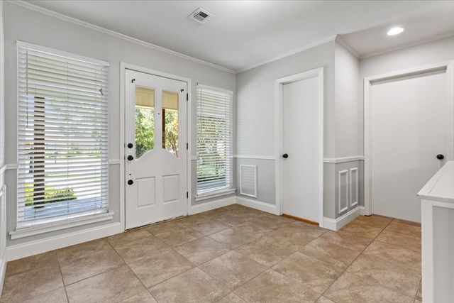 10014 Burgundy Drive, Woodway, TX 76712