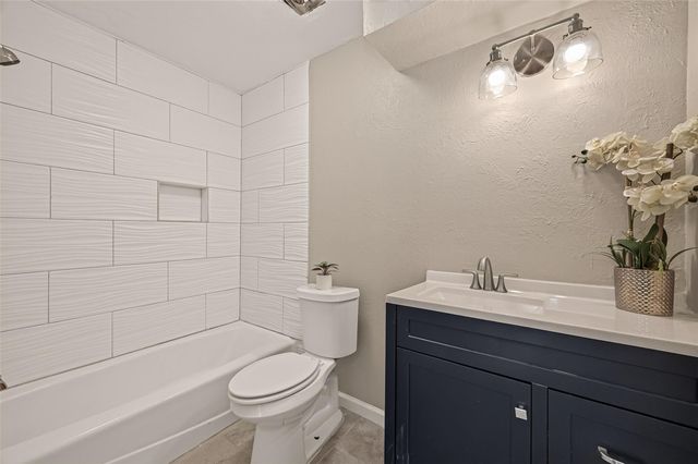 13309 Milo Drive, Crosby, TX 77532