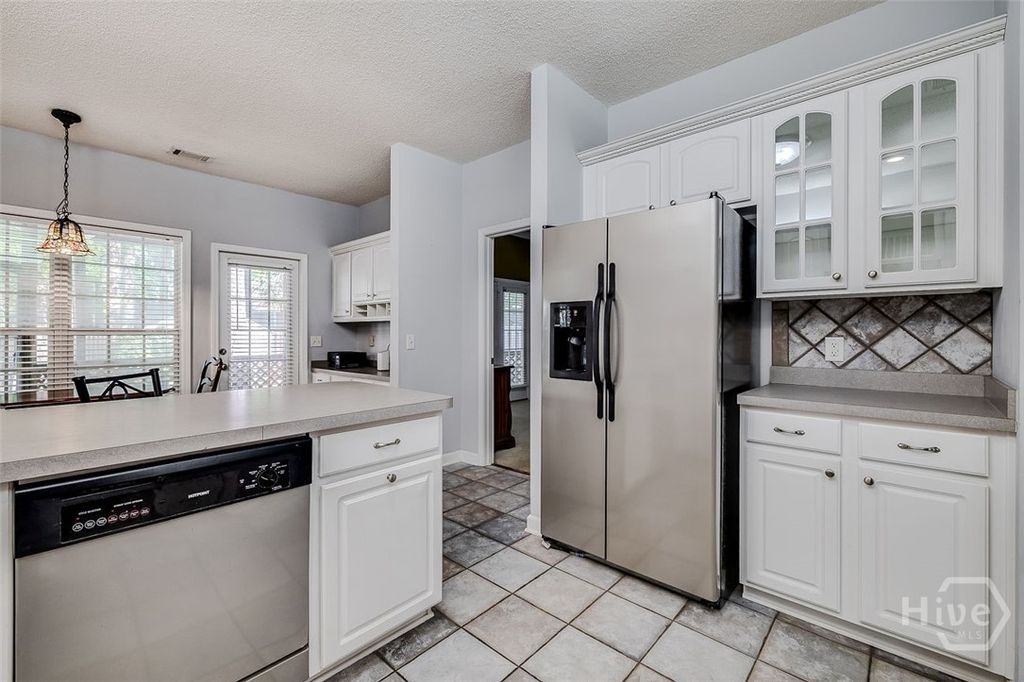 Image 14 of property listing at 304 Erin Court, Rincon, GA 31326