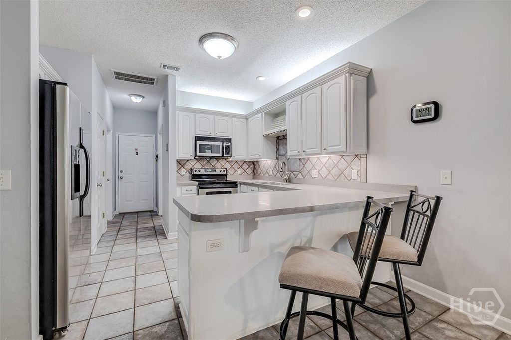 Image 16 of property listing at 304 Erin Court, Rincon, GA 31326