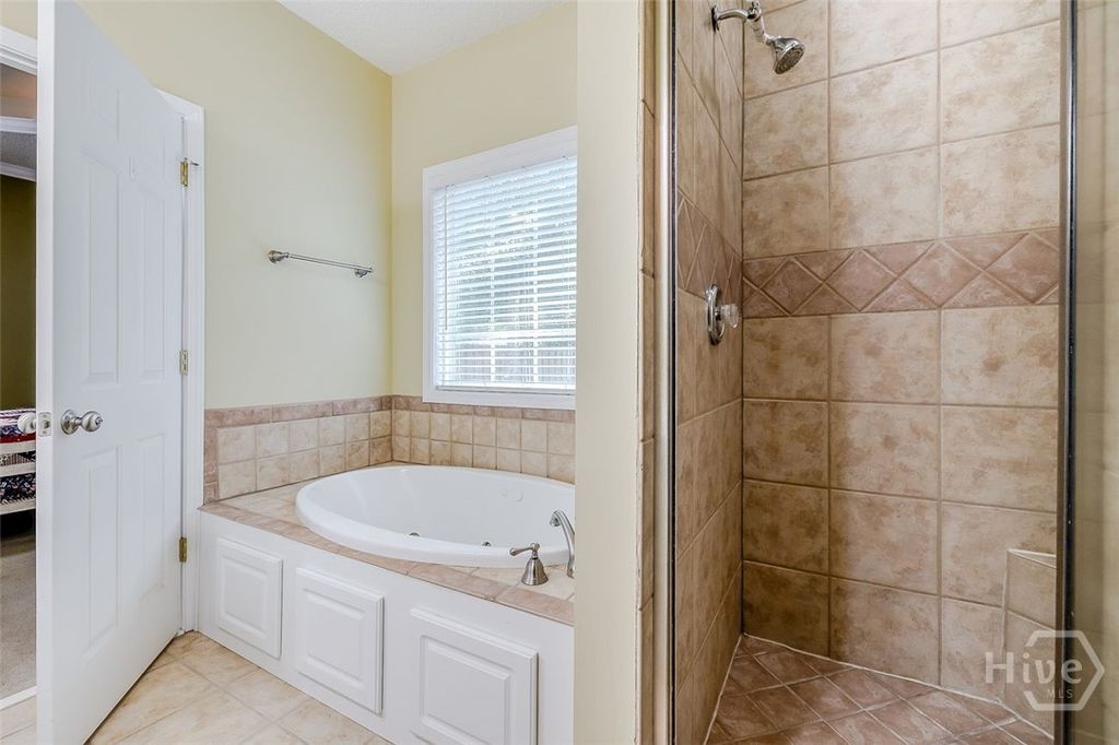 Image 24 of property listing at 304 Erin Court, Rincon, GA 31326