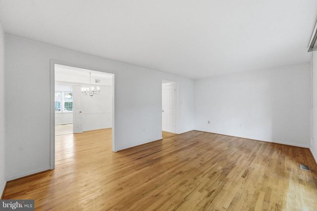 7039 BRADWOOD CT, Springfield, VA 22151