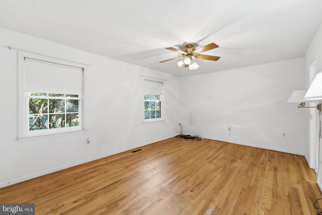 7039 BRADWOOD CT, Springfield, VA 22151