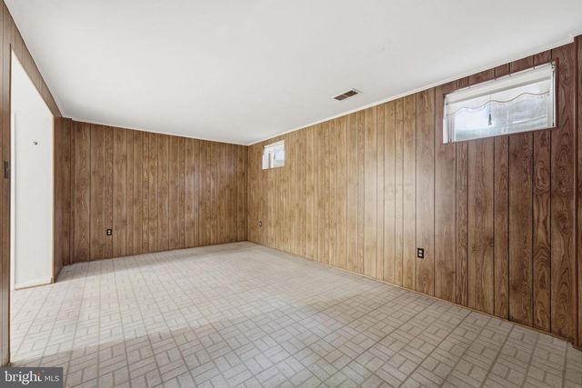 7039 BRADWOOD CT, Springfield, VA 22151