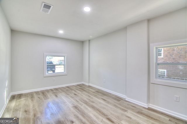 1215 Sheppard Place, Stone Mountain, GA 30083