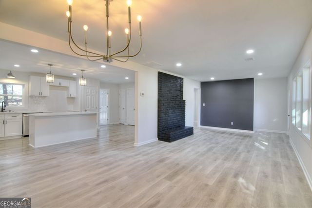 1215 Sheppard Place, Stone Mountain, GA 30083