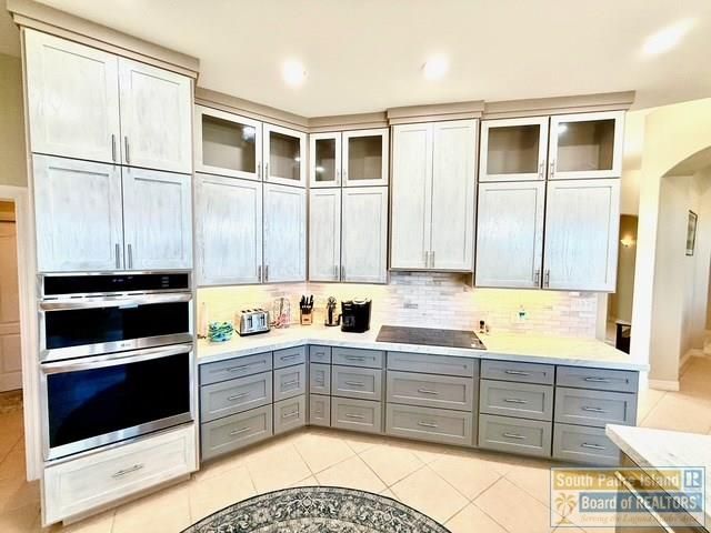 6 Country Club Dr., Laguna Vista, TX 78578