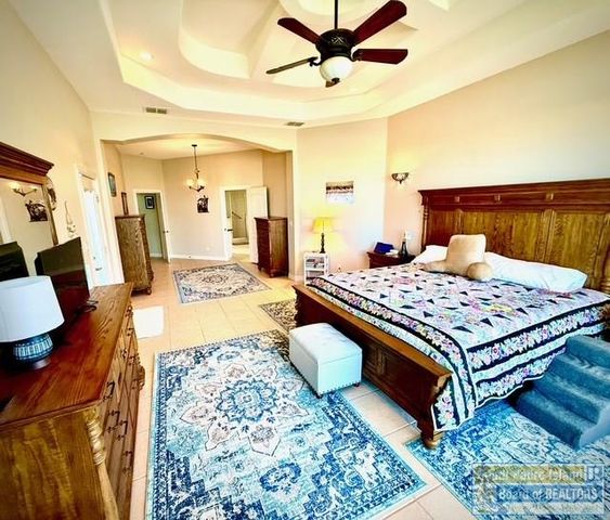 6 Country Club Dr., Laguna Vista, TX 78578