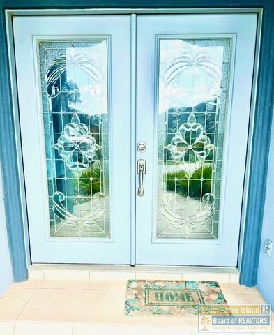 6 Country Club Dr., Laguna Vista, TX 78578