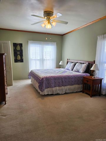 600 Fourth St, Mena, AR 71953