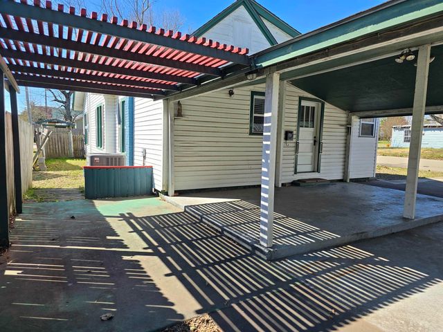 600 Fourth St, Mena, AR 71953