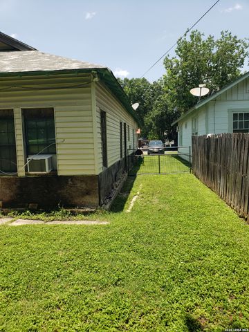 426 E HIGHLAND BLVD, San Antonio, TX 78210