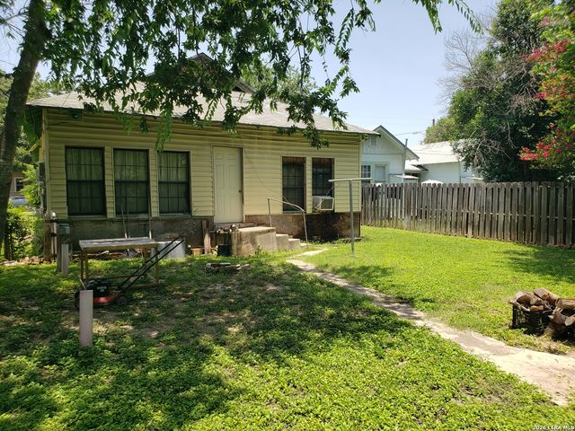 426 E HIGHLAND BLVD, San Antonio, TX 78210