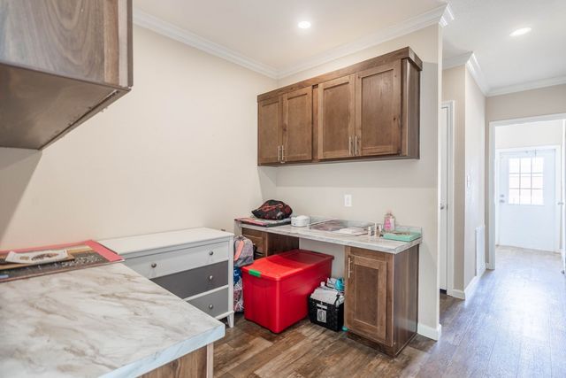 2359 Breeze Ave, Stanton, TX 79782