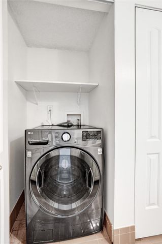 1232 S Military Trl 1913, Deerfield Beach, FL 33442