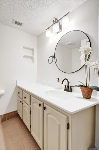 1232 S Military Trl 1913, Deerfield Beach, FL 33442