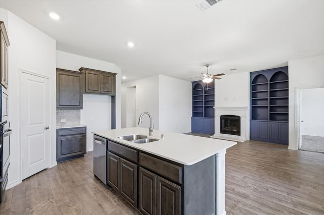 3949 Sidney Lane, Forney, TX 75126