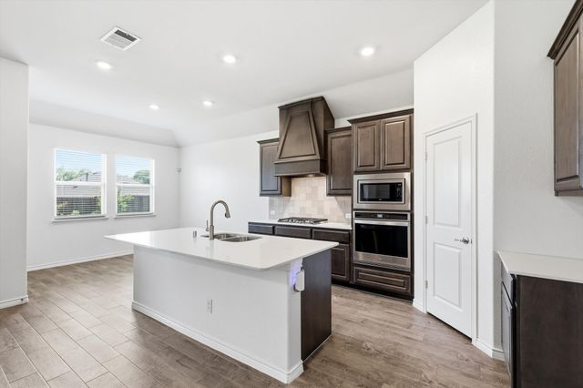 3949 Sidney Lane, Forney, TX 75126