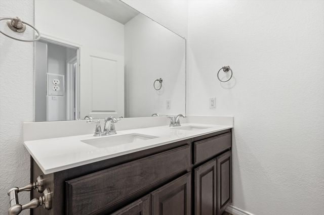 3949 Sidney Lane, Forney, TX 75126