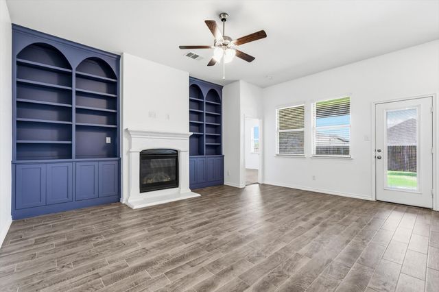 3949 Sidney Lane, Forney, TX 75126
