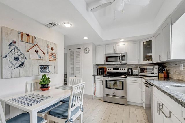 3475 S Ocean Boulevard 116, Palm Beach, FL 33480