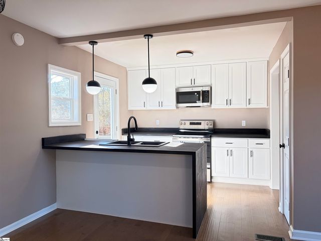 202 Placid Court, Spartanburg, SC 29307