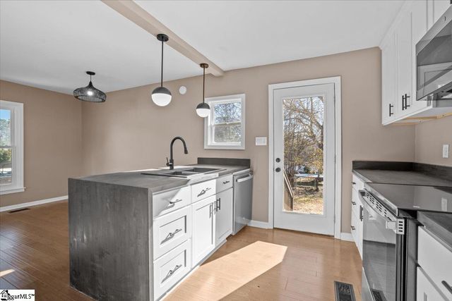 202 Placid Court, Spartanburg, SC 29307