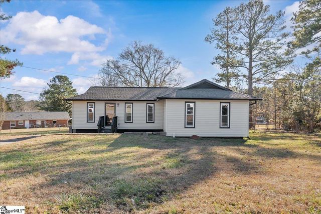 202 Placid Court, Spartanburg, SC 29307