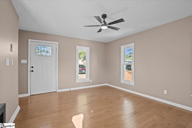 202 Placid Court, Spartanburg, SC 29307