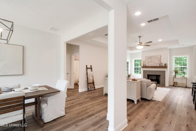 7327 Newbury Drive, Olive Branch, MS 38654