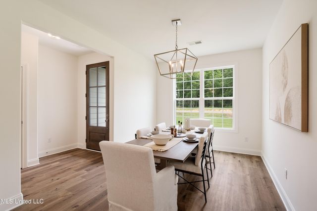 7327 Newbury Drive, Olive Branch, MS 38654