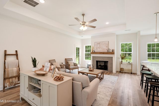 7327 Newbury Drive, Olive Branch, MS 38654