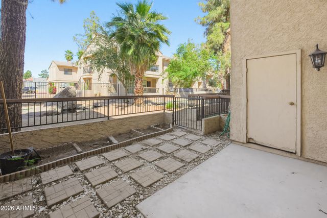 6550 N 47TH Avenue 131, Glendale, AZ 85301