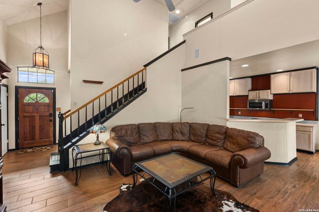19107 EVENING TRAIL DR, San Antonio, TX 78256