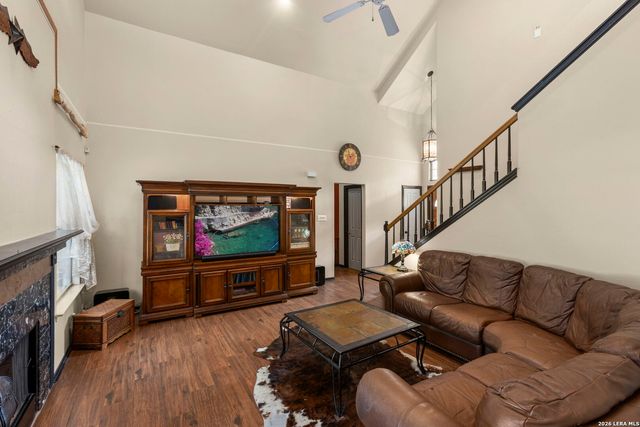 19107 EVENING TRAIL DR, San Antonio, TX 78256