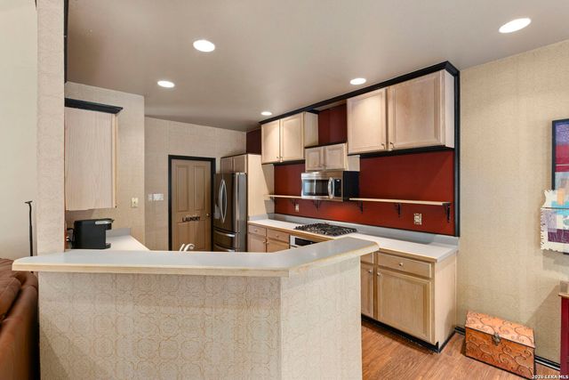 19107 EVENING TRAIL DR, San Antonio, TX 78256