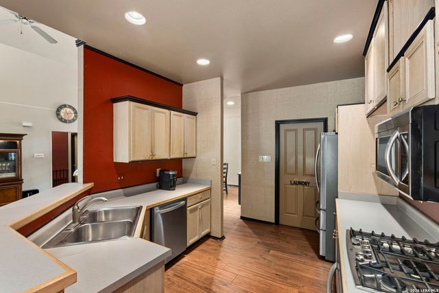 19107 EVENING TRAIL DR, San Antonio, TX 78256