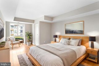 6155 EDSALL RD #B, Alexandria, VA 22304