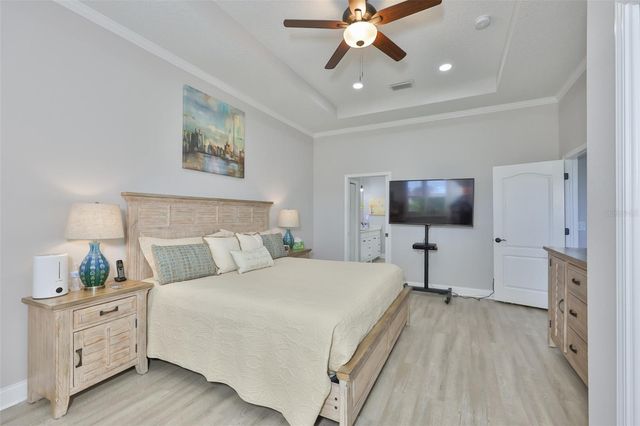 828 REGAL MANOR WAY, Sun City Center, FL 33573