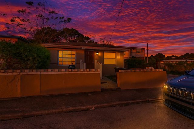 805 20th Street A,B,C, West Palm Beach, FL 33407