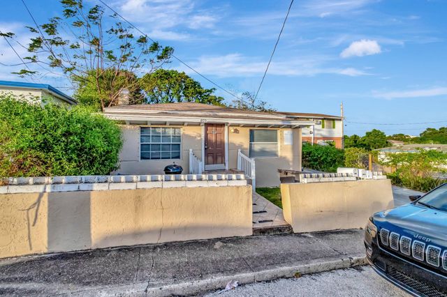 805 20th Street A,B,C, West Palm Beach, FL 33407
