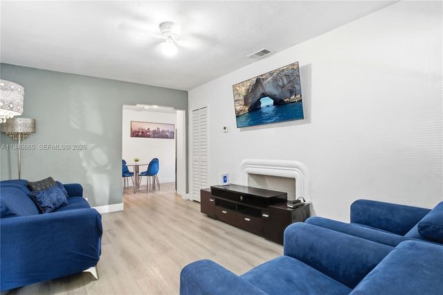 3318 NW 19th Ave 1, Miami, FL 33142