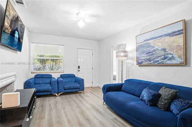 3318 NW 19th Ave 1, Miami, FL 33142